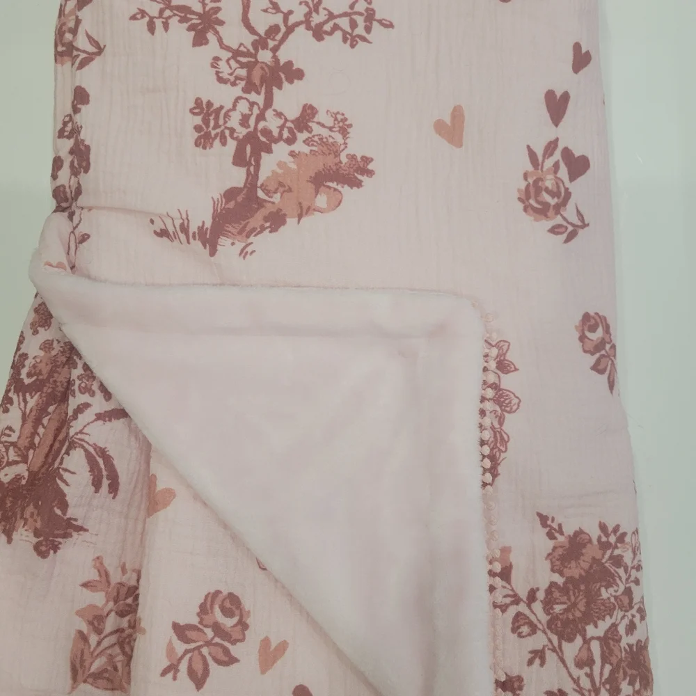 Envogue Pink Cherub & Floral Throw Blanket